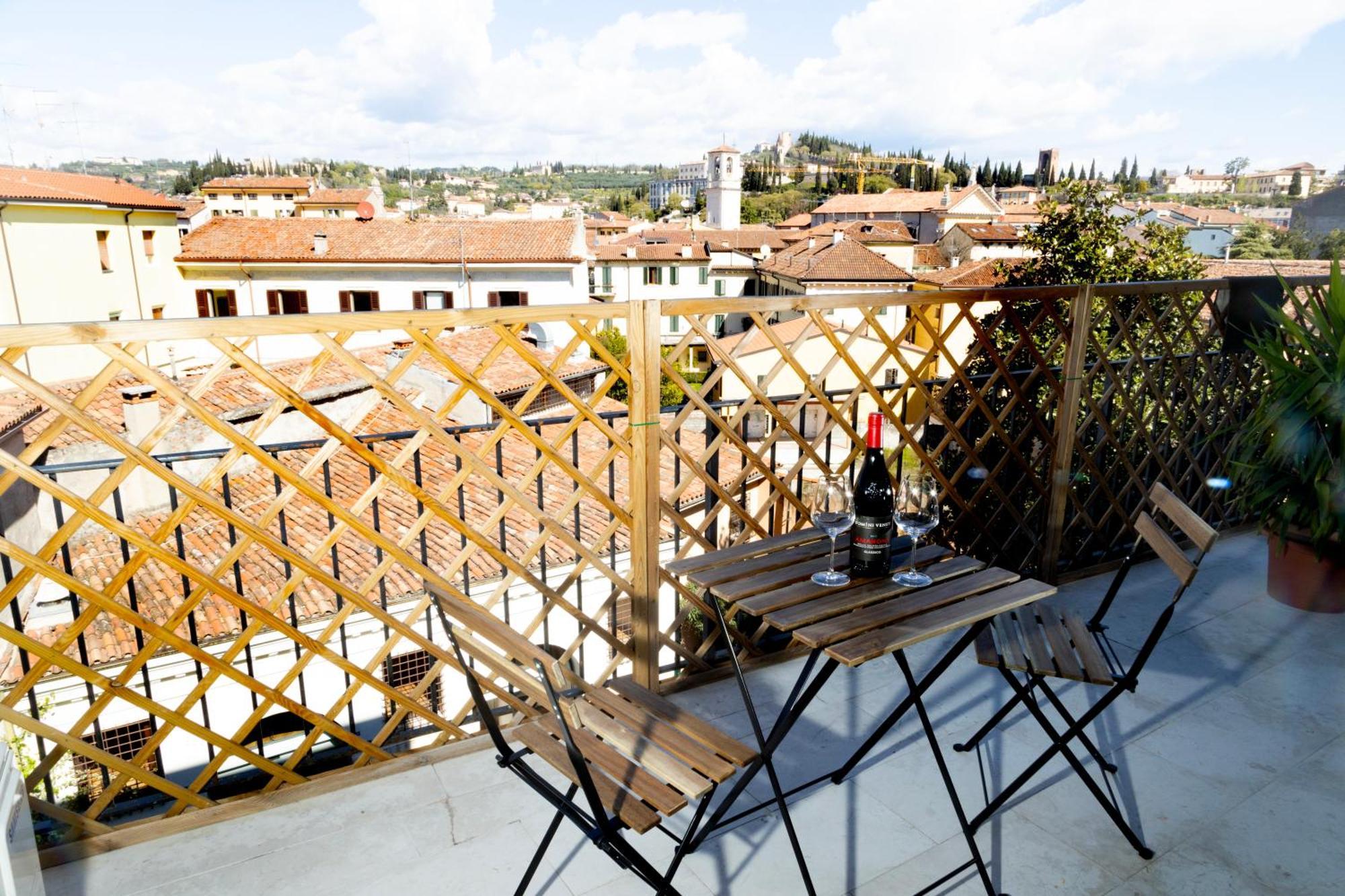 Verona Relax & Stay Rooms Exterior foto