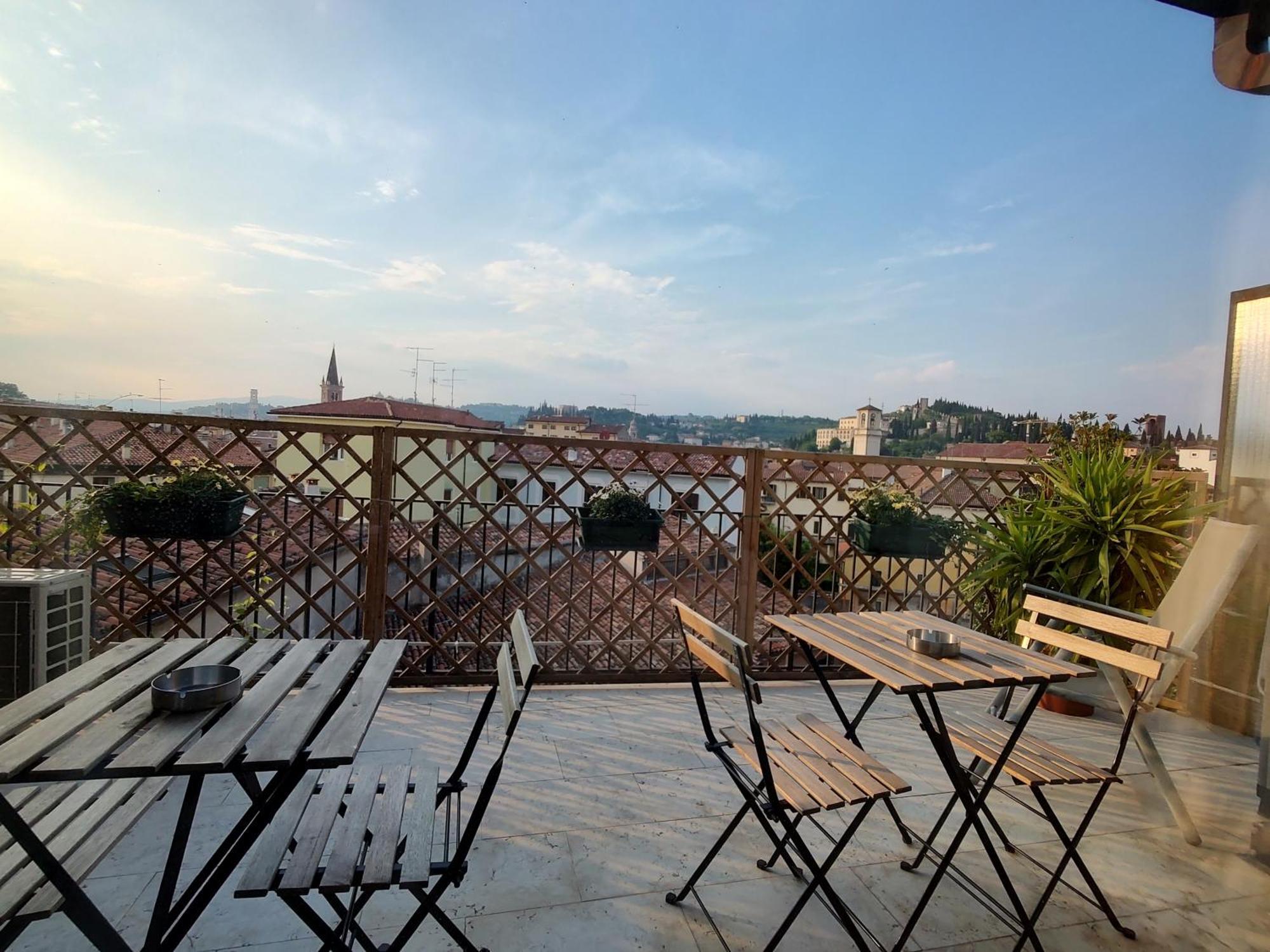 Verona Relax & Stay Rooms Exterior foto